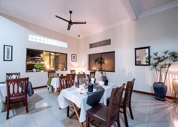Lemongrass & Ginger Hotel