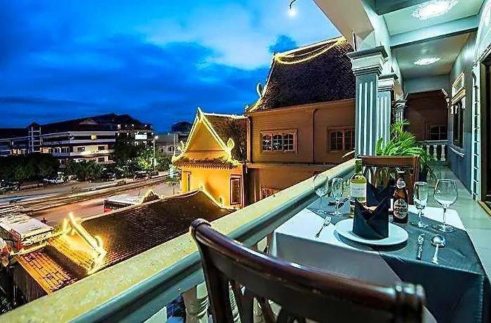 Lemongrass & Ginger Hotel